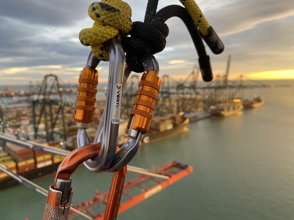 Vertipro Trabajos en Altura - Puertos, trabajos mantenimiento y rescate
