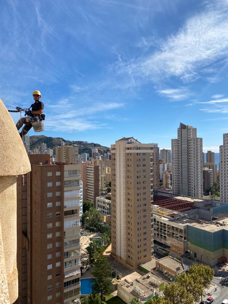 Vertipro Trabajos en Altura Rehabilitación de Edificios